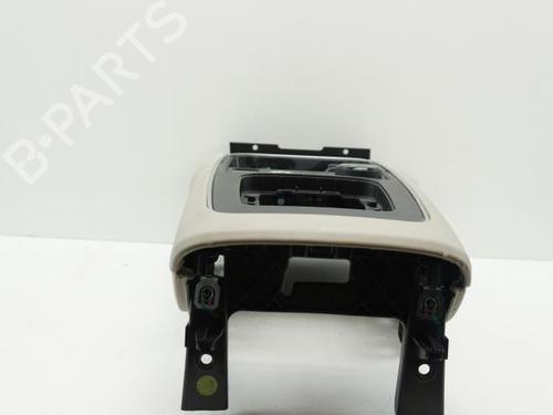 Used Middle console Middle console CITROËN C5 AIRCROSS (A_) 1.5 BlueHDi 130 (ACYHZJ, ACYHZR) (131 hp) 25268158 25268158