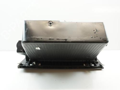 Used Glove box PEUGEOT 308 II (LB_, LP_, LW_, LH_, L3_) 1.6 BlueHDi 120 (120 hp) 18182320