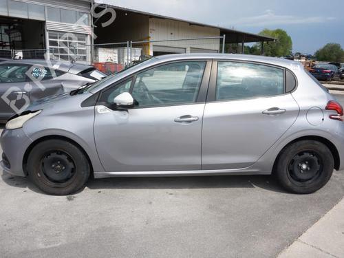 Lamp holder PEUGEOT 208 I (CA_, CC_) 1.2 VTi 68 / PureTech 68 | BP22072175L10 