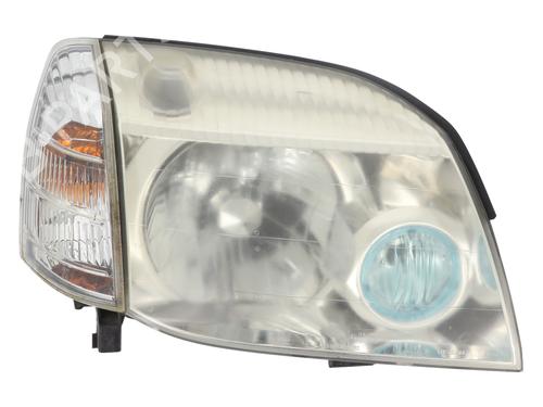Used Right headlight NISSAN X-TRAIL I (T30) 2.2 dCi 4x4 (136 hp) 30058916