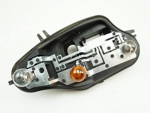 Used Lamp holder CITROËN C3 II (SC_) 1.4 (73 hp) 22072120