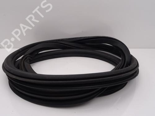 Used Rubber door seal VW POLO V (6R1, 6C1) 1.6 TDI (90 hp) 18184637