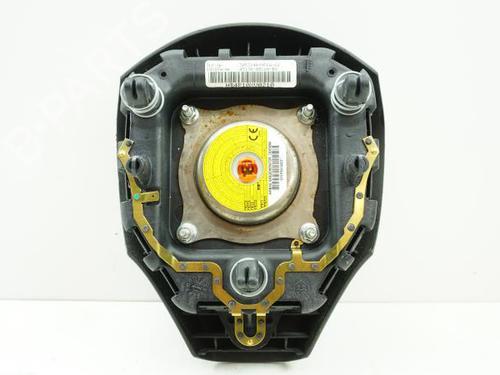 Used Driver airbag TOYOTA YARIS (_P9_) 1.4 D-4D (NLP90_, NLP90R) (90 hp) 18196953