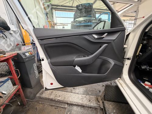 Venstre frontpanel Venstre frontpanel SKODA SCALA (NW1) 1.6 TDI (116 hp) 36647579 36647579