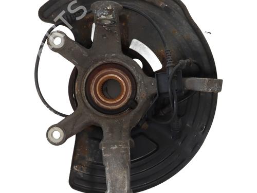 Left front steering knuckle MERCEDES-BENZ GLA-CLASS (X156) GLA 200 CDI 4-matic (156.902) | BP24365006M25 