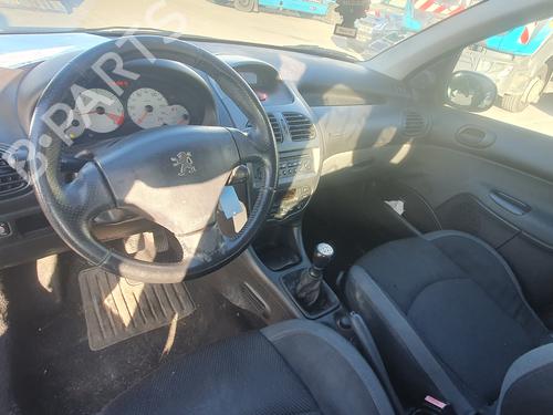 Venstre baglygte PEUGEOT 206 Hatchback (2A/C) 1.4 HDi eco 70 | BP27663579C34 