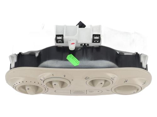 climate-control-fiat-500-312_-2007-32242398 main image