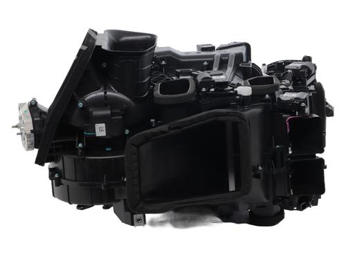 Heater matrix box TESLA MODEL Y (5YJY) EV Performance All-wheel Drive | BP37746170M61  - Image 6
