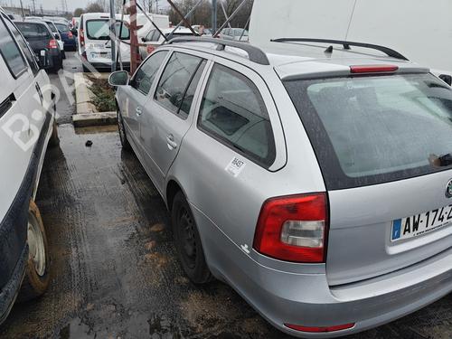 Left headlight SKODA OCTAVIA II Combi (1Z5) 1.9 TDI | BP32440575C28 - Image 10