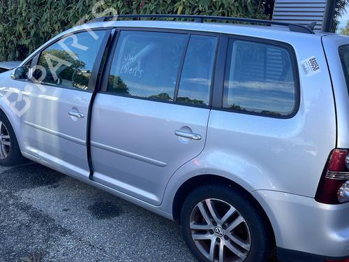 Right mirror VW TOURAN (1T1, 1T2) 2.0 TDI 16V | BP32171377C27 