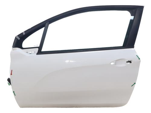 Dør venstre foran PEUGEOT 208 I (CA_, CC_) 1.4 HDi (68 hp) 28155387