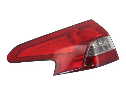 left-taillight-citroen-c5-iii-break-rw_-2008-2009-2010-2011-2012-2013-2014-2015-2016-2017-24865720 main image