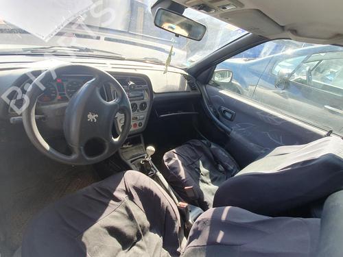 Left headlight PEUGEOT 306 Hatchback (7A, 7C, N3, N5) 2.0 HDI 90 | BP27270699C28 