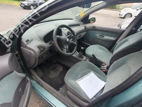 Display monitor PEUGEOT 206 Hatchback (2A/C) 1.4 i | BP22517665C48 