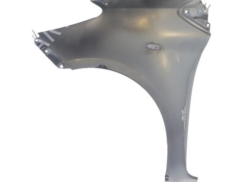 Forskærm Højre Forskærm Højre TOYOTA YARIS (_P9_) 1.4 D-4D (NLP90_, NLP90R) (90 hp) 37497328 37497328