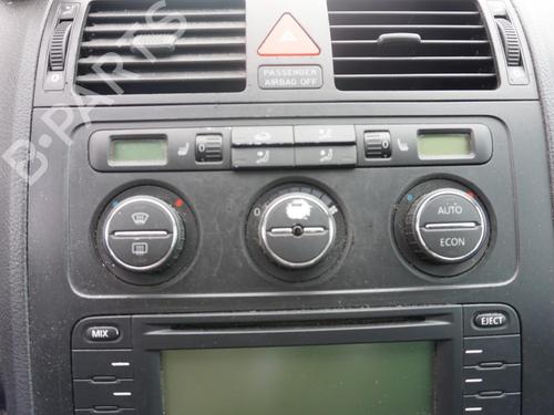 Right headlight VW TOURAN (1T1, 1T2) 2.0 TDI | BP18180235C29 