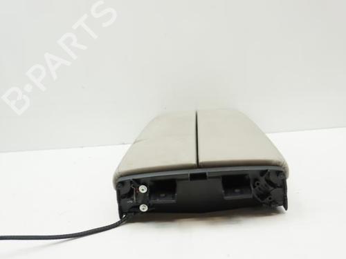 Used Armrest / Center console Armrest / Center console CITROËN C5 AIRCROSS (A_) 1.5 BlueHDi 130 (ACYHZJ, ACYHZR) (131 hp) 25268157 25268157