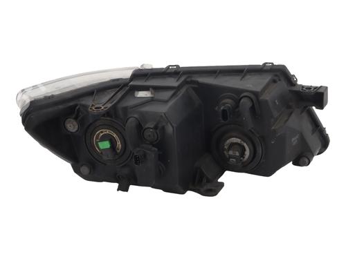left-headlight-fiat-freemont-345_-2011-37746032 main image