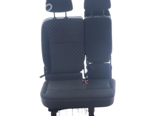 Sæde højre fortil RENAULT KANGOO Express (FW0/1_) 1.5 dCi 90 (FW0G, FW05, FW08, FW11) (90 hp) 32670540