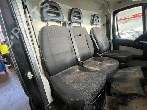 right-front-seat-peugeot-boxer-van-2006-31763388 main image