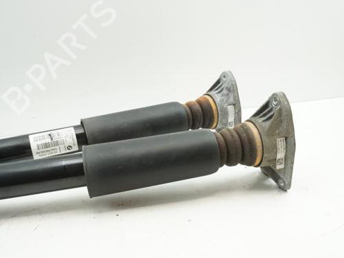 Used Right rear shock absorber Right rear shock absorber MINI MINI (F55) Cooper D (116 hp) 18193273 18193273