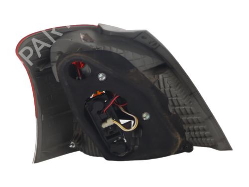 Used Right taillight Right taillight TOYOTA YARIS (_P9_) 1.4 D-4D (NLP90_, NLP90R) (90 hp) 33773399 33773399