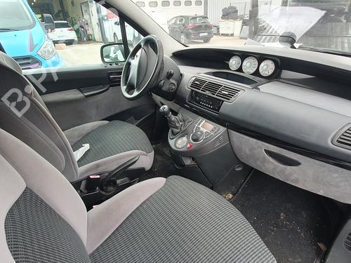 Left headlight CITROËN C8 (EA_, EB_) 2.0 HDi | BP31290631C28 - Image 8