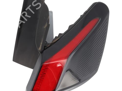 Used Right taillight PEUGEOT 3008 II SUV (MC_, MR_, MJ_, M4_) 1.2 THP/ PureTech 130 (MRHNSM, MRHNSU, MRHNSJ, MRHNYW,... (131 hp) 28110082