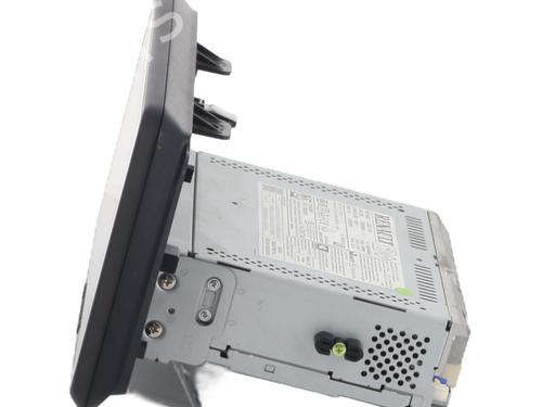 Used Radio Radio DACIA DUSTER (HM_) 1.5 dCi 115 (HMAD) (116 hp) 30765443 30765443