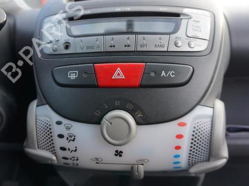 Right front window switch PEUGEOT 107 (PM_, PN_) 1.0 | BP18181885I26 