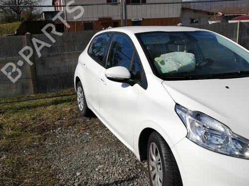 Engine PEUGEOT 208 I (CA_, CC_) 1.6 HDi / BlueHDi 75 | BP18180335M1 
