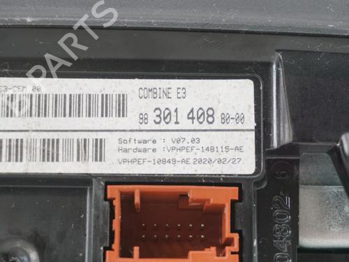 Used Instrument cluster CITROËN C4 CACTUS 1.2 THP 110 (110 hp) 18195071
