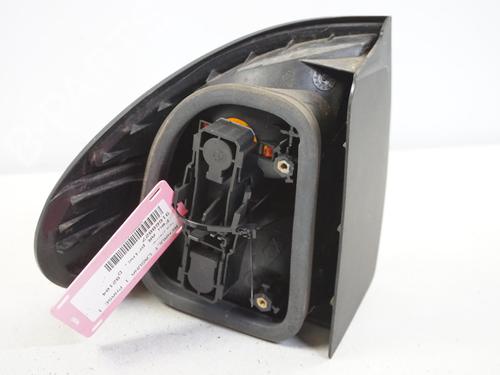 Used Right taillight Right taillight 22240677 22240677