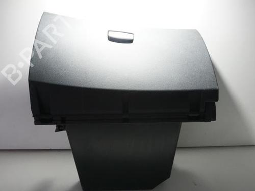 Glove box RENAULT LAGUNA III (BT0/1) 1.5 dCi (BT00, BT0A, BT0T, BT1J) | BP18182747C95 