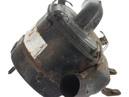Used Air filter box Air filter box MITSUBISHI PAJERO I (L04_G, L14_G) 2.5 TD 4WD (L049G, L149G) (84 hp) 40464322 40464322