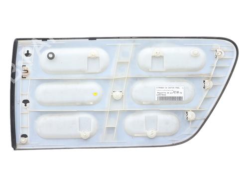 door-moulding-trim-citroen-c4-cactus-2014-32210892 main image