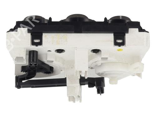 climate-control-citroen-c3-picasso-sh_-2008-31942270 main image