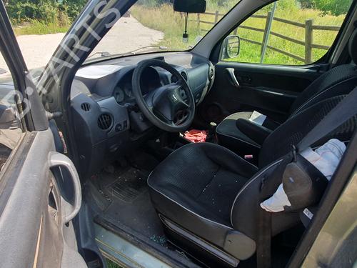 Right headlight PEUGEOT PARTNER MPV (5_, G_) 2.0 HDI | BP31378926C29 