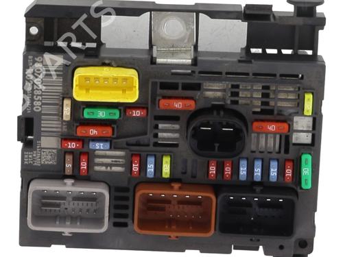 Sikringsdåse PEUGEOT 5008 (0U_, 0E_) 2.0 HDi 150 / BlueHDi 150 (150 hp) 29979042