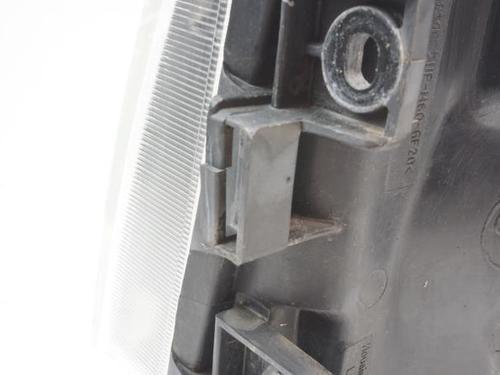 Used Left headlight MITSUBISHI PAJERO III (V7_W, V6_W) 2.5 TDi (V64W, V74W) (115 hp) 18189304