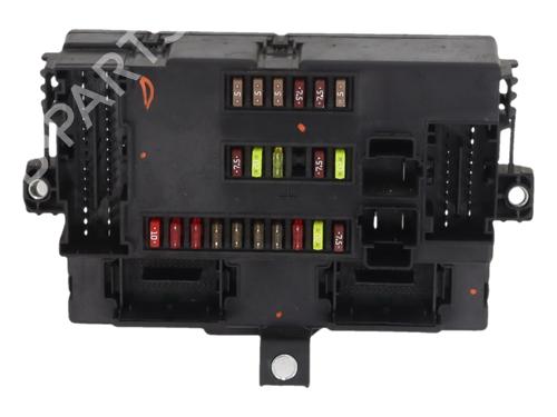 Used Fuse box Fuse box 37761676 37761676