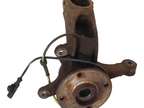 Used Left front steering knuckle PEUGEOT 107 (PM_, PN_) 1.0 (68 hp) 26153862