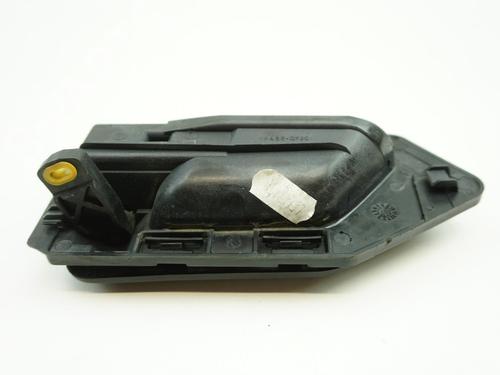 Used Front right interior door handle Front right interior door handle 18178113 18178113