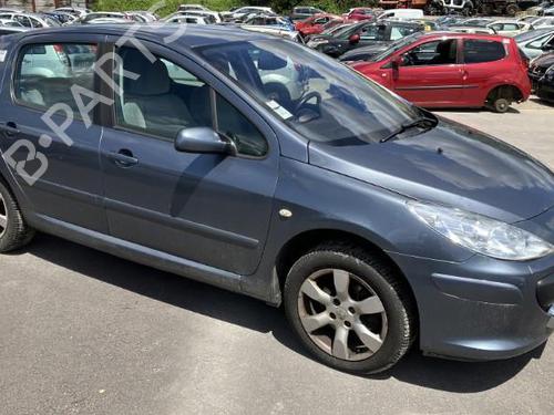 Left mirror PEUGEOT 307 (3A/C) 1.6 HDi 110 | BP22761519C26 