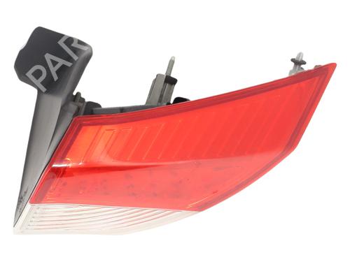 Fanale posteriore destro Fanale posteriore destro RENAULT LAGUNA III (BT0/1) 2.0 dCi (BT07, BT0J, BT14, BT1A, BT1S) (131 hp) 37497382 37497382