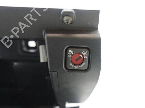 Used Glove box Glove box 25268140 25268140
