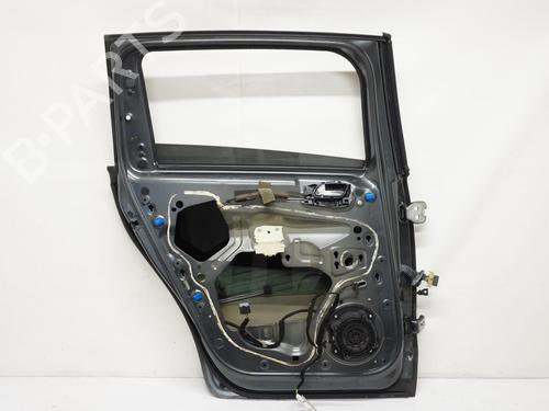 Used Left rear door PEUGEOT 5008 (0U_, 0E_) 1.6 HDi (110 hp) 18192624
