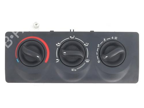 Airco bedieningspaneel RENAULT CLIO II (BB_, CB_) 1.5 dCi (B/C2J) (68 hp) 29611434