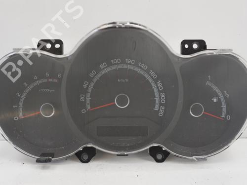 Used Instrument cluster KIA VENGA (YN) 1.6 CRDi 115 (116 hp) 18176040