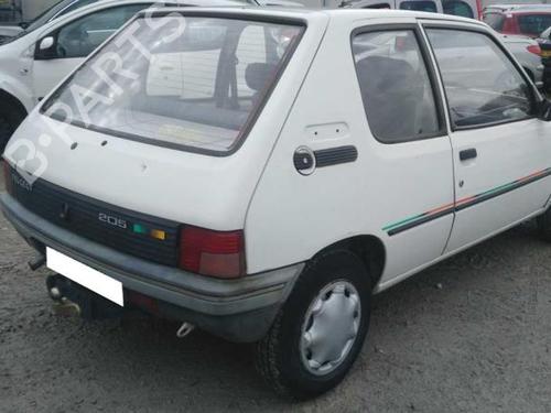 Left mirror PEUGEOT 205 II (20A/C) 1.1 | BP22071043C26